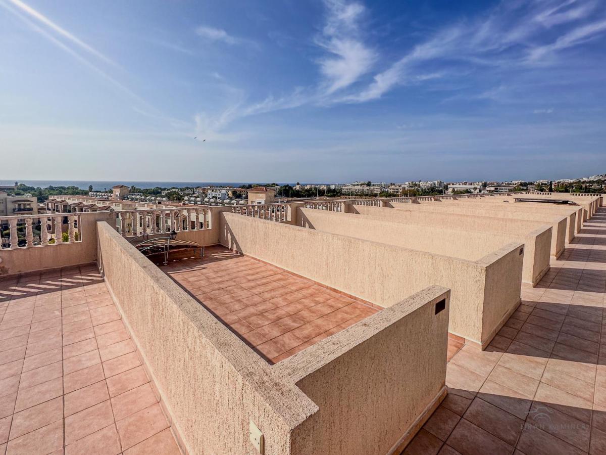 Royal Seacrest Crown-Jewel, 2B, Pools, Sea, Center Διαμέρισμα Πάφος Εξωτερικό φωτογραφία