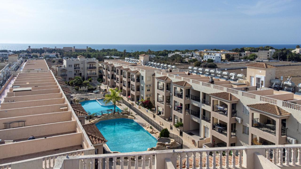 Royal Seacrest Crown-Jewel, 2B, Pools, Sea, Center Διαμέρισμα Πάφος Εξωτερικό φωτογραφία